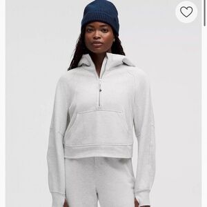 Cropped Lululemon Scuba